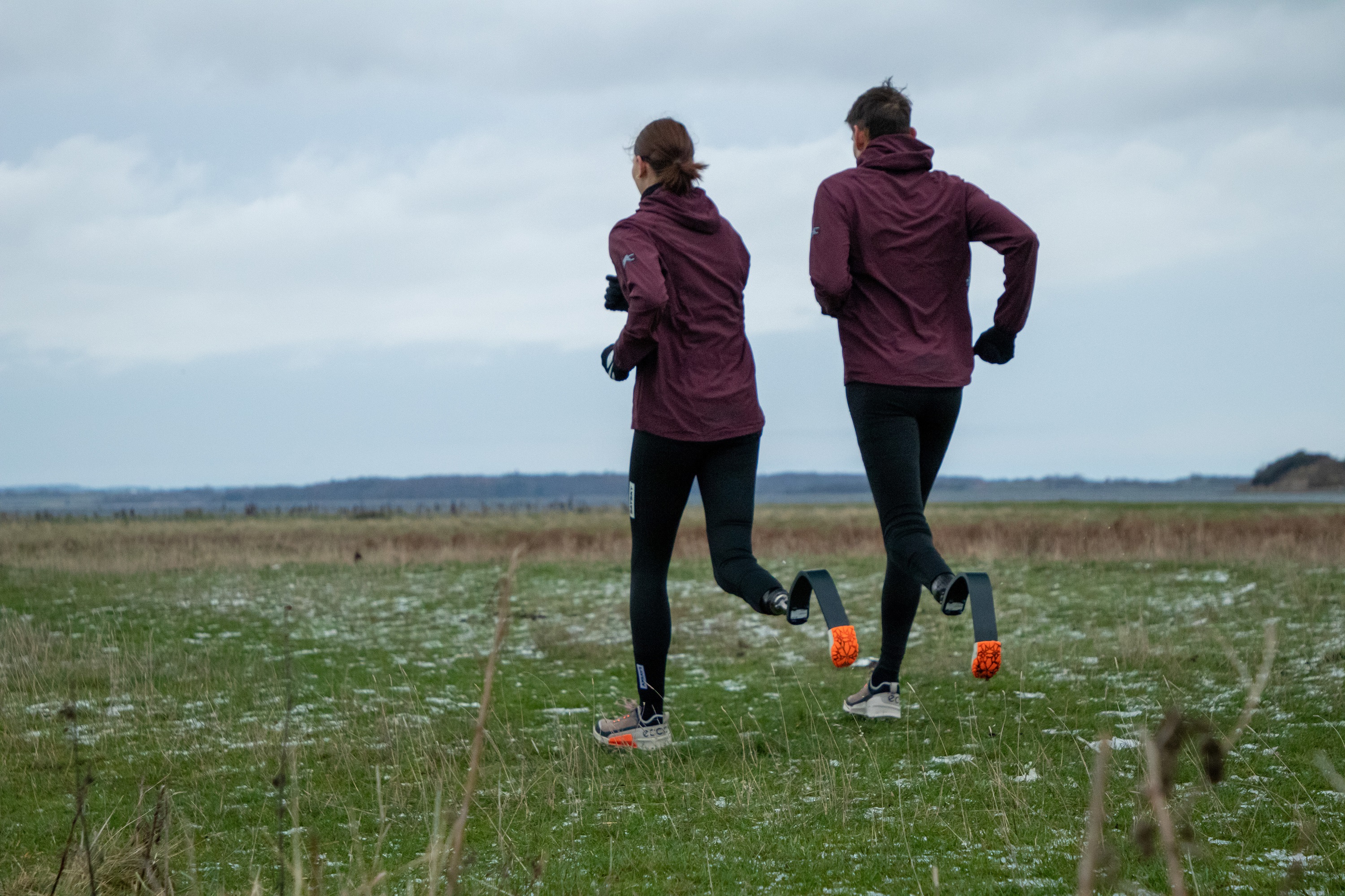 To løbere - Levitate