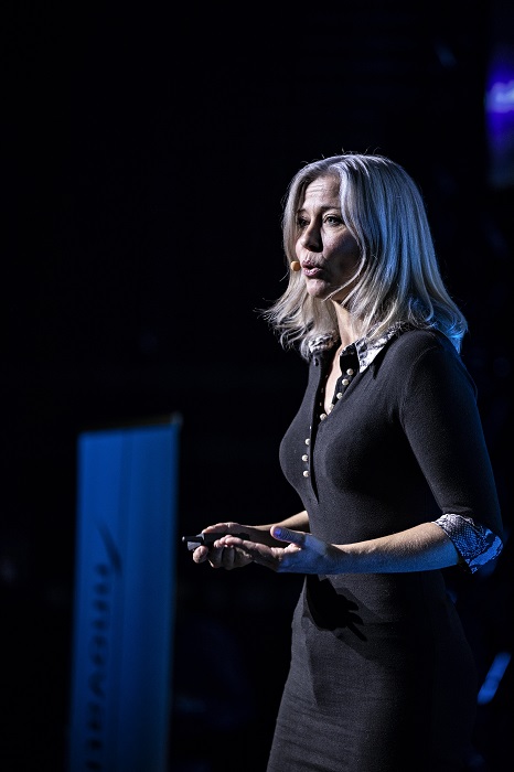 Hanne Jarmer, Go Dogo