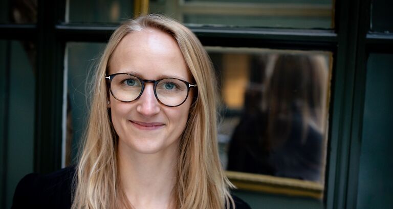 I sit forskningsprojektet fandt Frederikke Lindenberg ud af, hvilke bakterier der er mest afgørende for en sund tarmflora hos heste. Foto: Maiken Kestner