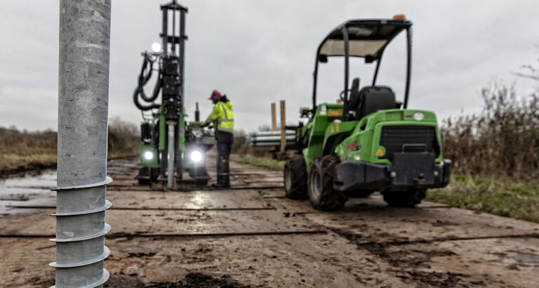 Billede af etablering af skruefundament 